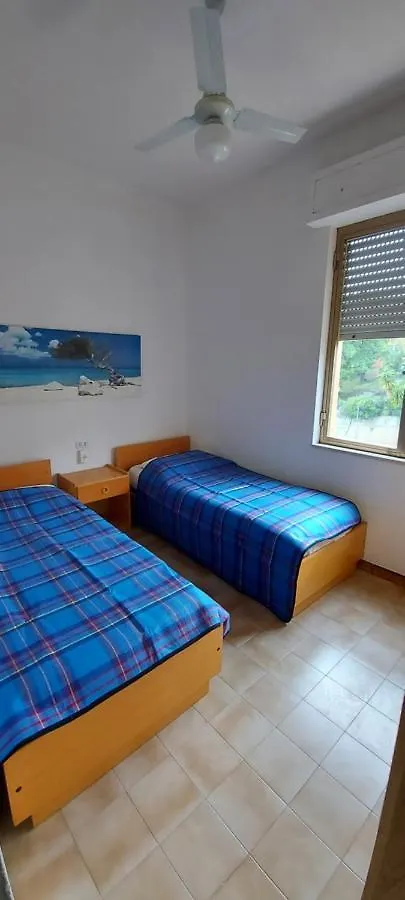 Apartment Ferienwohnung Da Pietro Villasimius Italien